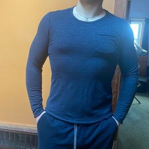 Nice mens blue long sleeve Hollister shirt.